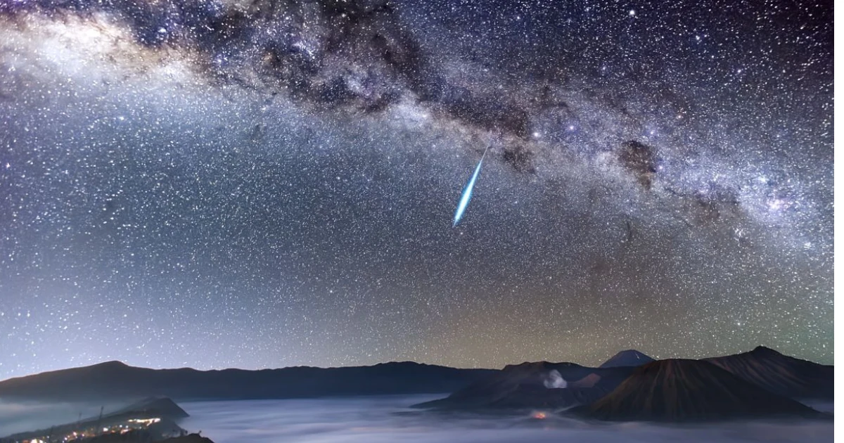 Experience the Eta Aquarid Meteor Shower